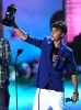 JUSTIN-BIEBER-IN-MTV-MOVIE-AWARDS-201120.jpg