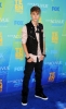 normal_Justin_Bieber_at_the_2011_Teen_Choice_Awards-1853x3000.jpg