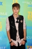 normal_Justin_Bieber_at_the_2011_Teen_Choice_Awards-2-675x1024.jpg